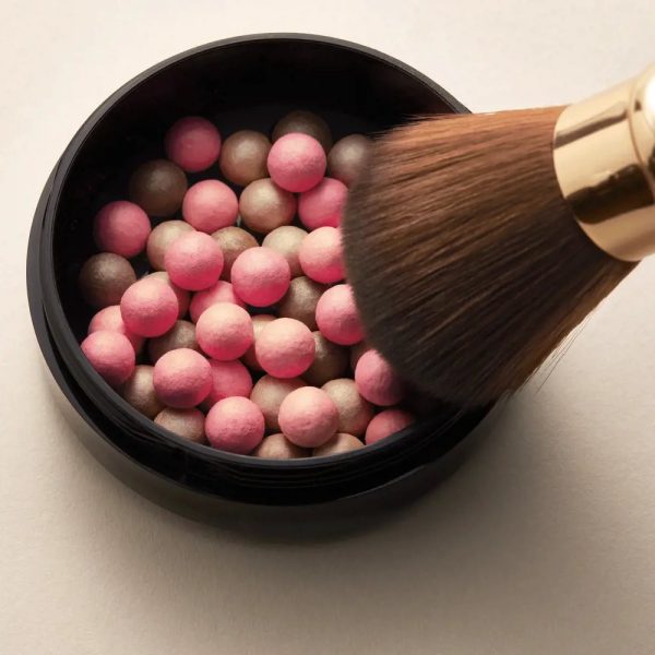 Giordani Gold Serum Makeup Pearls - Image 4