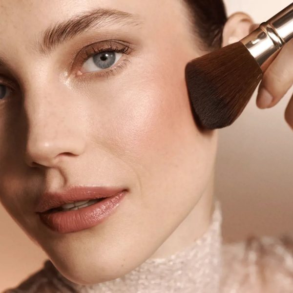 Giordani Gold Serum Makeup Pearls - Image 3